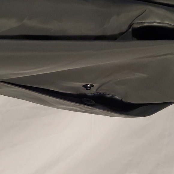 True Classic Bomber Jacket Black Water Resistant Modern Classic Mens 2XL - Picture 5 of 8